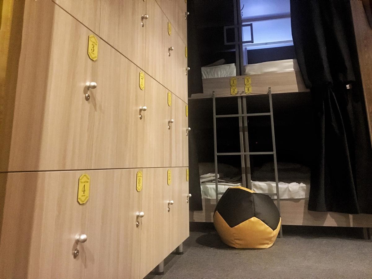 Yellow Park Hostel Koktobe Екстер'єр фото