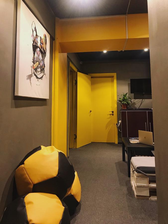 Yellow Park Hostel Koktobe Екстер'єр фото