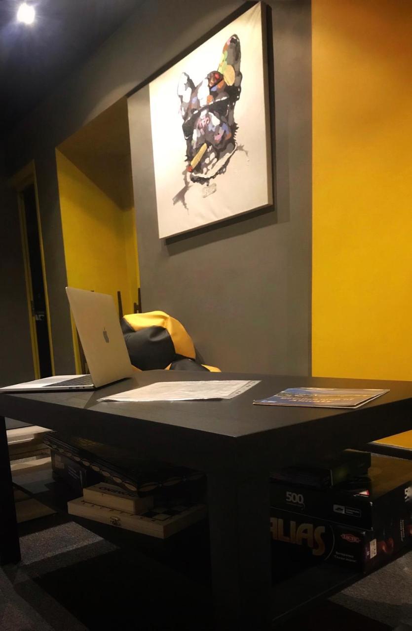 Yellow Park Hostel Koktobe Екстер'єр фото