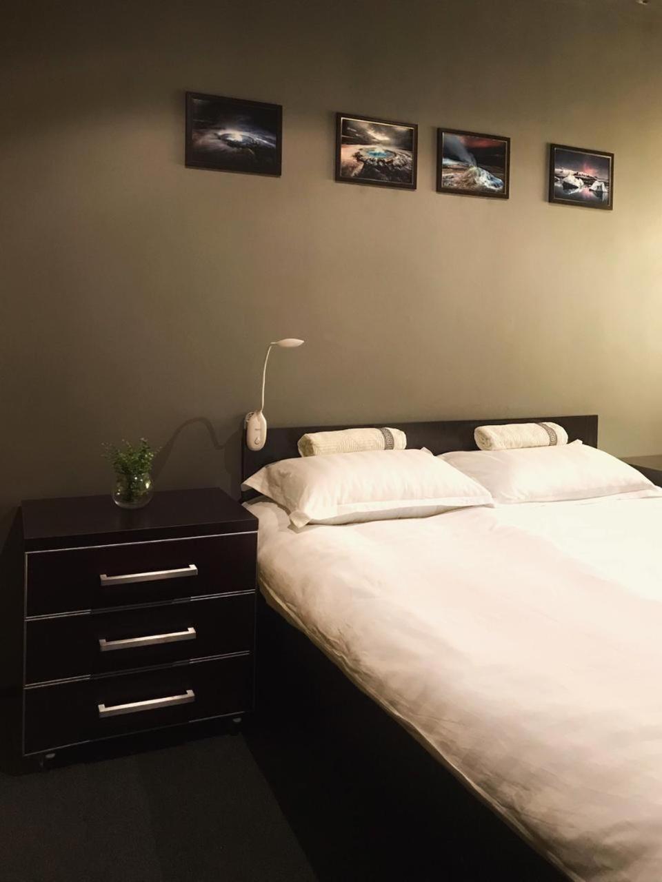 Yellow Park Hostel Koktobe Екстер'єр фото