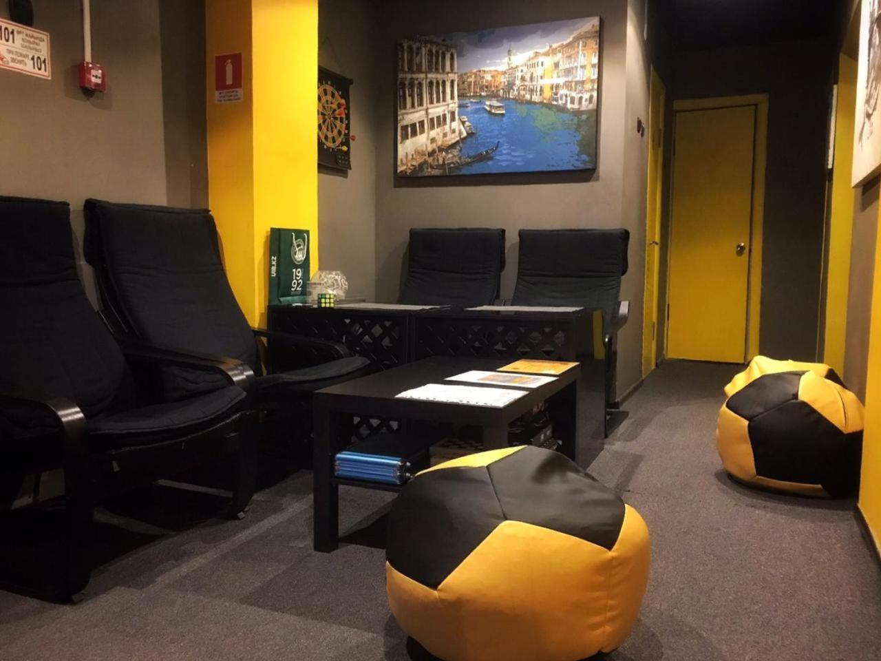 Yellow Park Hostel Koktobe Екстер'єр фото